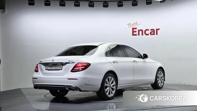 Mercedes-Benz E-Class W213 id 4759619 из Кореи 12