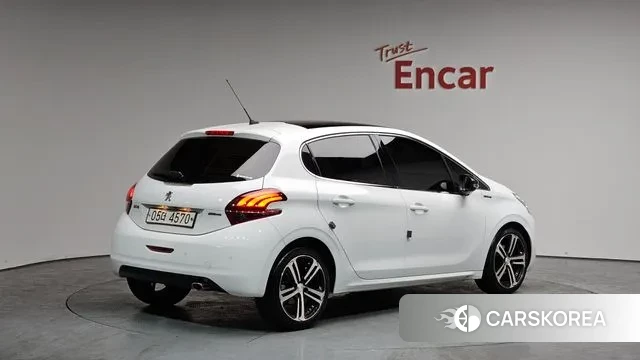 Peugeot 208 id 3718755 из Кореи 12