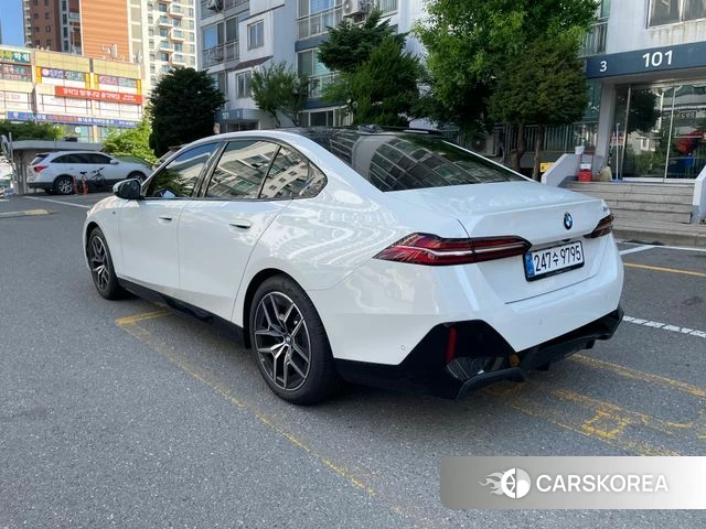 BMW 5 Series (G60) id 4427060 из Кореи 11