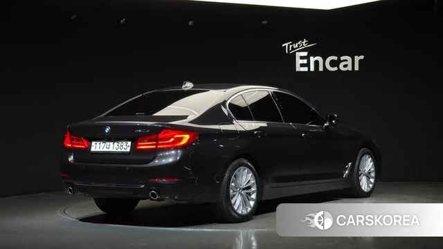 BMW 5 Series (G30) id 4677437 из Кореи 12