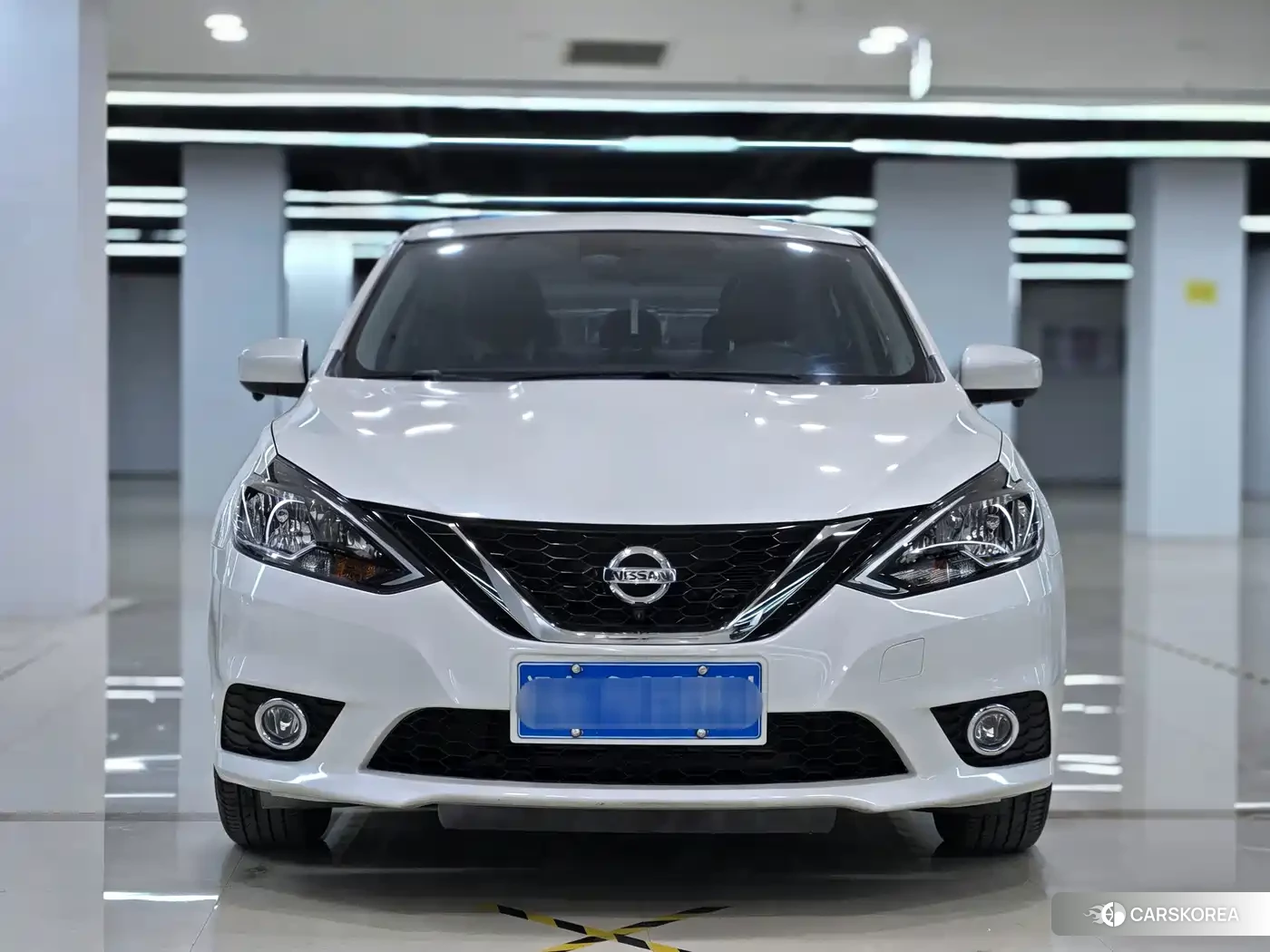 Nissan Sylphy 2022 Белый из Китая, фото 3