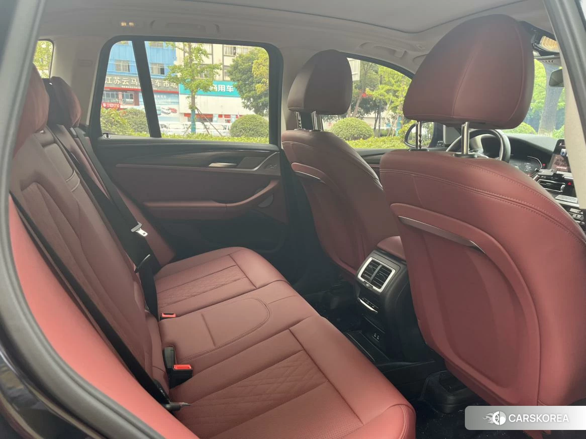 BMW X3 id 4485538 из Китая 7