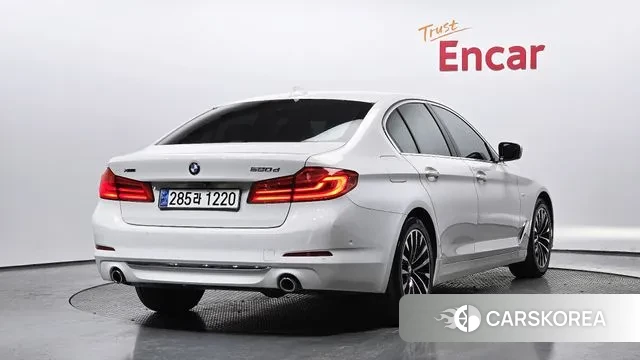 BMW 5 Series (G30) id 3754497 из Кореи 12