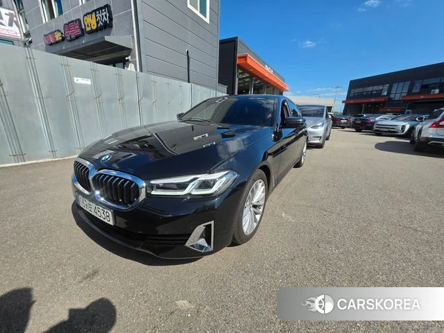 BMW 5 Series (G30) 2022 Черный из Кореи, фото 5