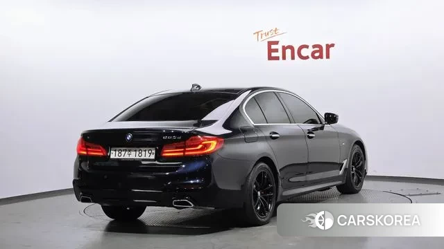 BMW 5 Series (G30) id 3470074 из Кореи 12