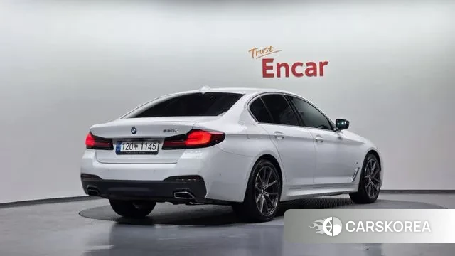 BMW 5 Series (G30) id 3717392 из Кореи 12