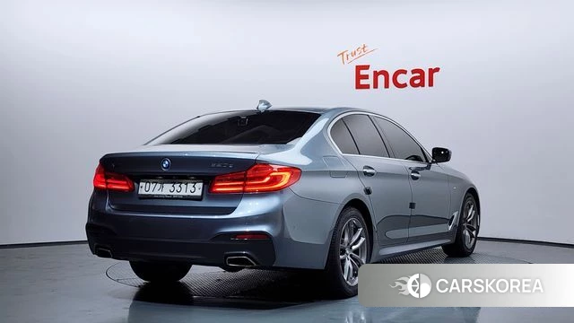 BMW 5 Series (G30) id 3853895 из Кореи 12