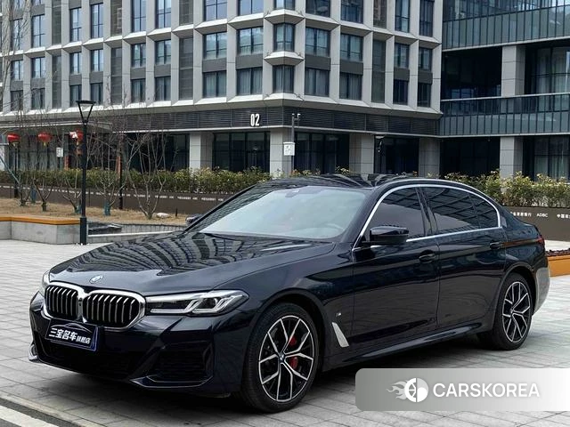 BMW 5 series 2023 Черный из Китая, фото 5