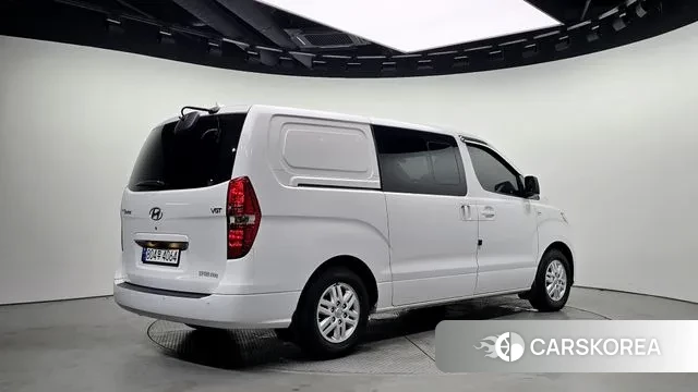 Hyundai The New Grand Starex id 2986619 из Кореи 12