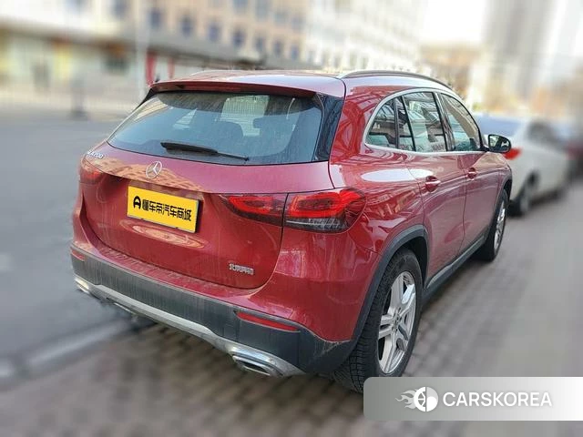 Mercedes-Benz GLA 2024 Красный из Китая, фото 2