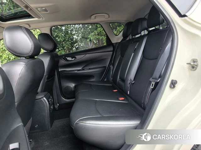 Nissan TIIDA 2023 Белый из Китая, фото 3