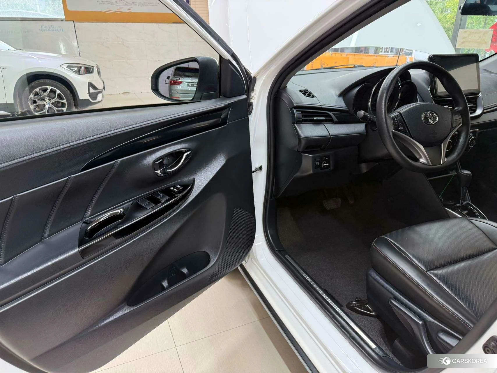 Toyota Yaris L id 4453711 из Китая 12