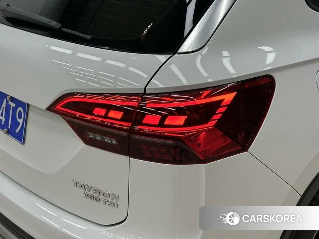 Volkswagen Tanyue 2021 Белый из Китая, фото 2