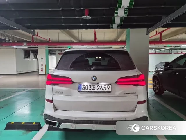 BMW X5 (G05) 2025 Белый из Кореи, фото 2