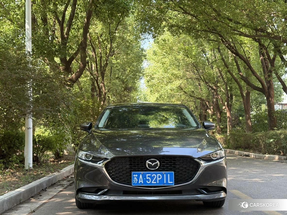 Mazda 3 2021 Темно-серый из Китая, фото 3