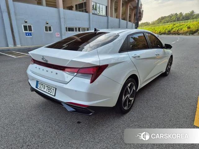 Hyundai Avante (CN7) 2021 Белый из Кореи, фото 2