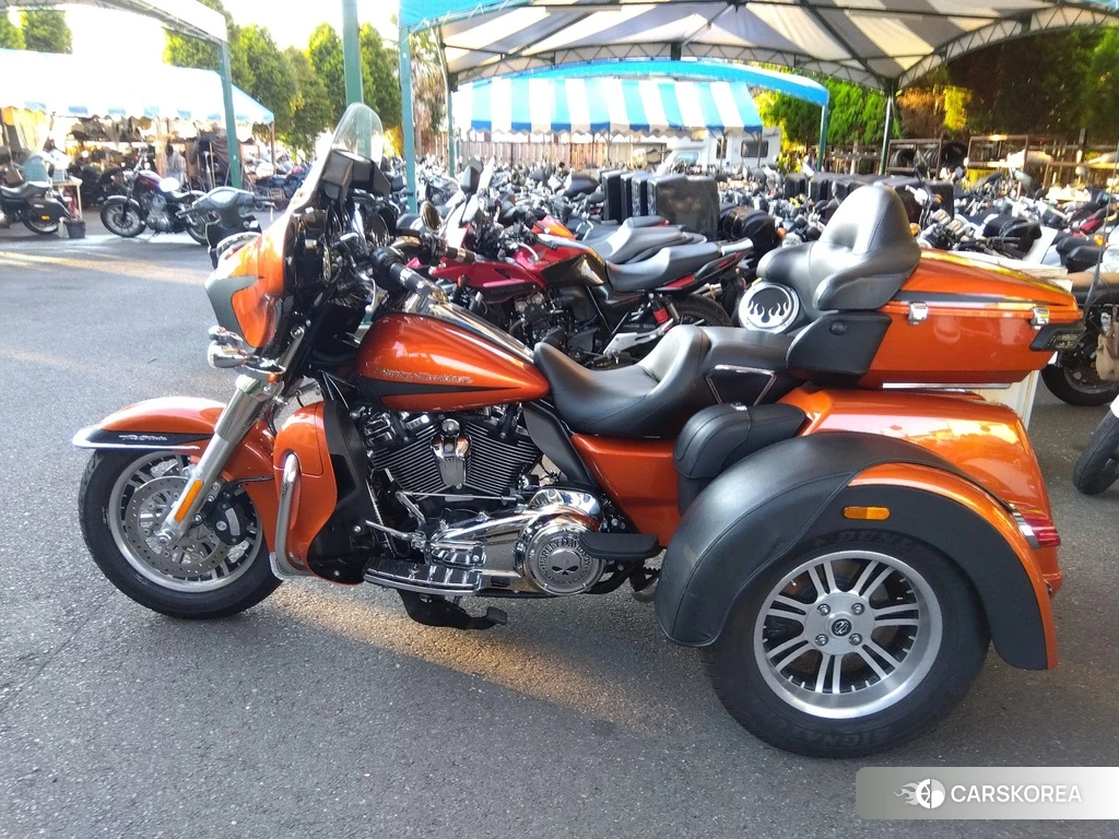 Проданный Harley-Davidson Electra Glide FLHTCU1740 2019 из Японии, фото 2