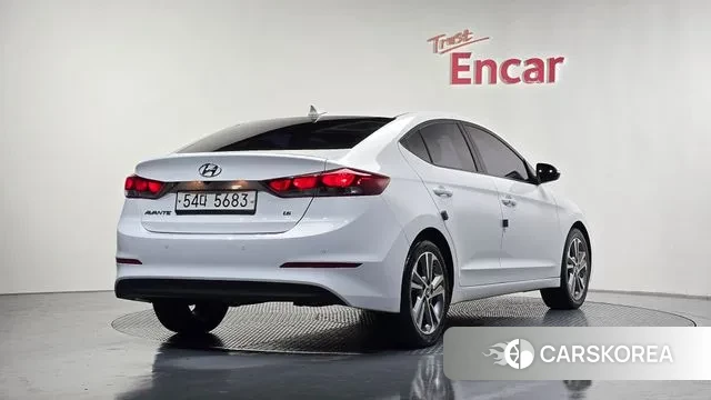 Hyundai Avante AD id 3313502 из Кореи 12