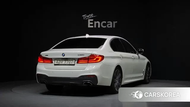 BMW 5 Series (G30) id 3698518 из Кореи 12