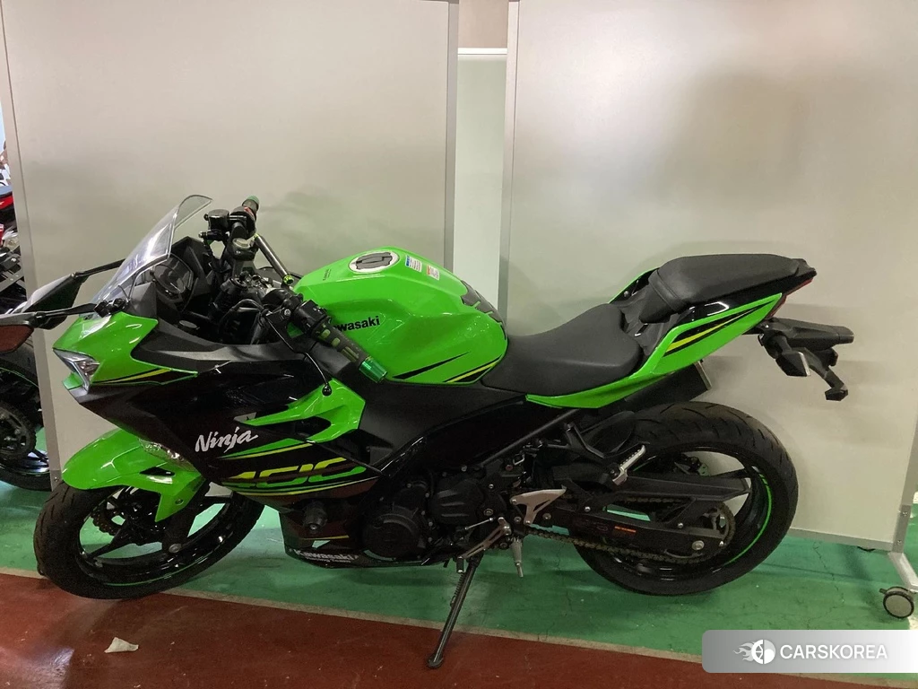 Проданный Kawasaki Ninja 400-2 2018 из Японии, фото 2