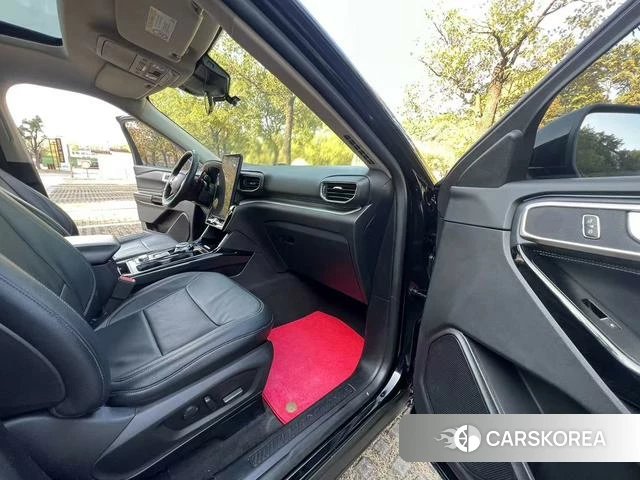 Ford Explorer id 3888948 из Китая 10