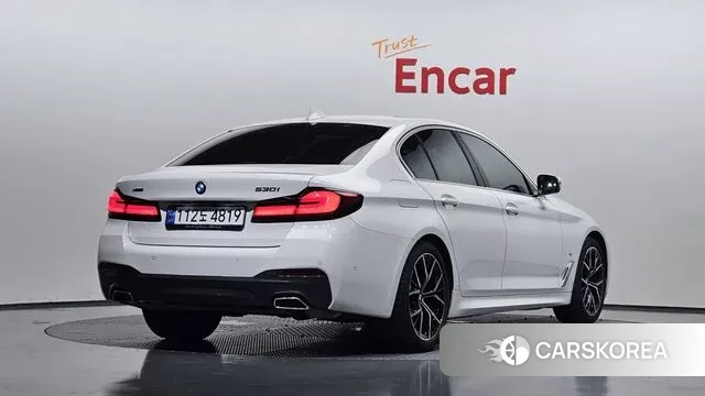BMW 5 Series (G30) id 3053462 из Кореи 12