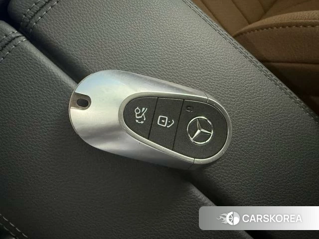 Mercedes-Benz E-class PHEV id 4265501 из Китая 12