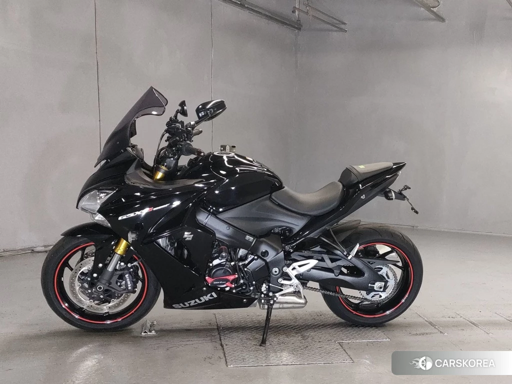 Проданный Suzuki GSX-S1000F 2017 из Японии, фото 2
