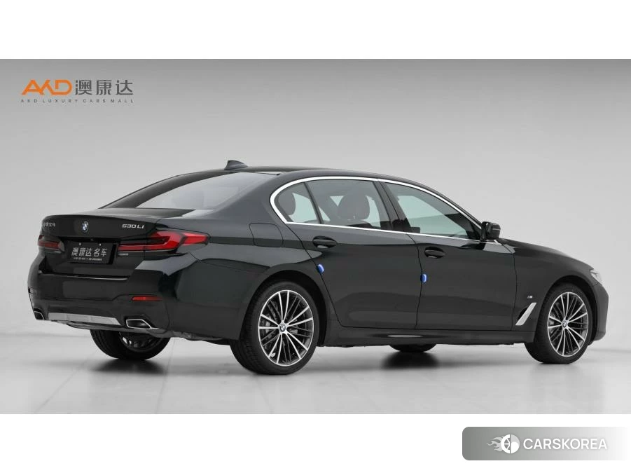 BMW 5 series 2021 Черный из Китая, фото 2
