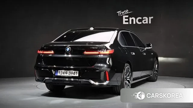 BMW 7 Series (G70) id 3341267 из Кореи 12