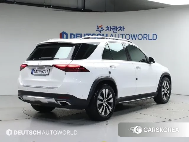 Mercedes-Benz GLE-Class W167 2023 Белый из Кореи, фото 2