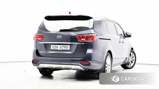 Kia The New Carnival id 4496604 из Кореи 12