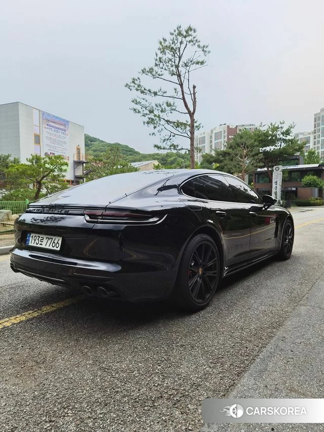 Porsche Panamera (971) 2020 Черный из Кореи, фото 2