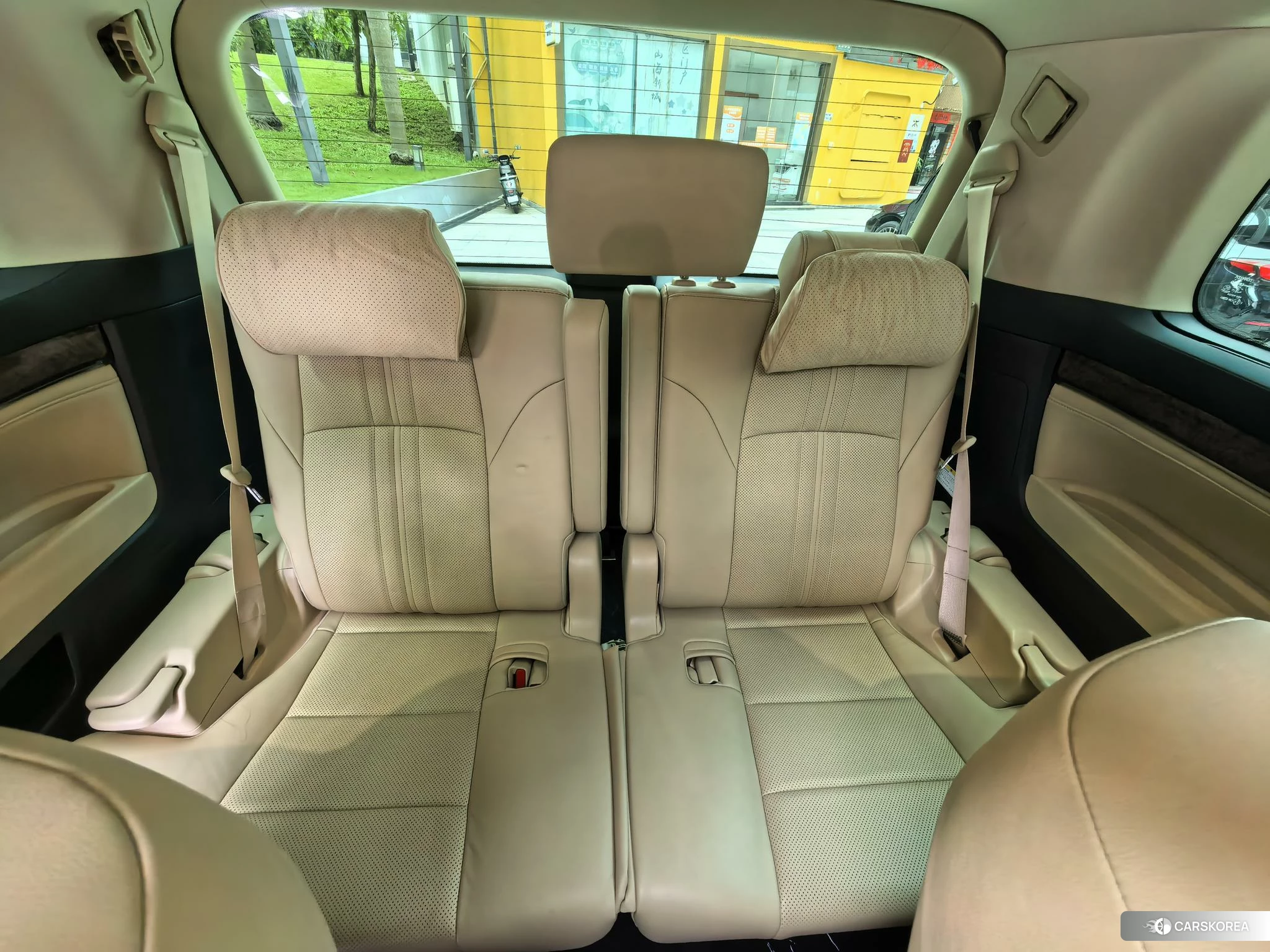 Toyota Elfa id 4467700 из Китая 8