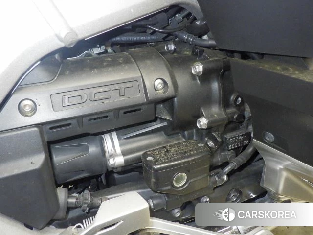 Engine photo
