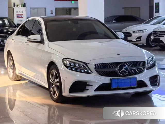 Mercedes-Benz Class C 2021 Белый из Китая, фото 2
