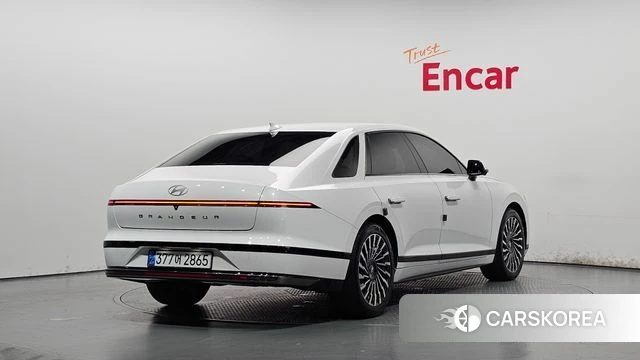Hyundai Grandeur (GN7) id 4500400 из Кореи 12