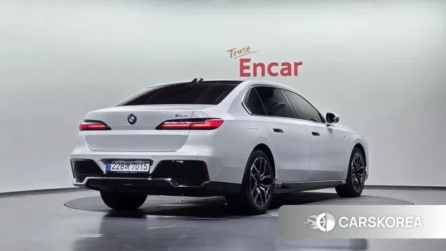 BMW 7 Series (G70) id 3251753 из Кореи 12