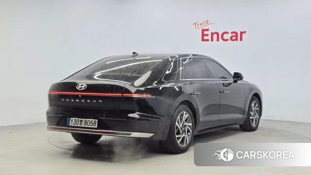 Hyundai Grandeur (GN7) id 3599738 из Кореи 12