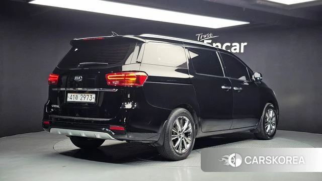 Kia The New Carnival id 4525730 из Кореи 12