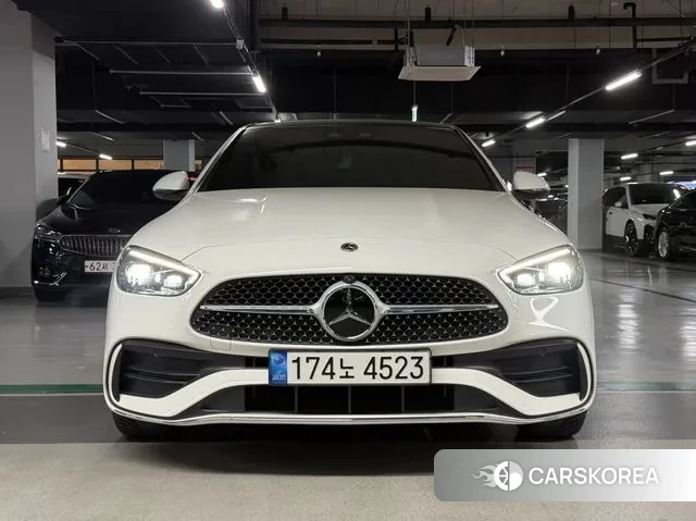 Mercedes-Benz C-Class W206 2022 Белый из Кореи, фото 2