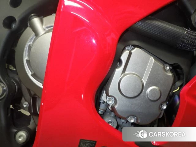 Engine photo