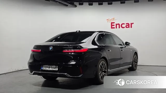 BMW 7 Series (G70) id 3725864 из Кореи 12