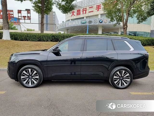 Volkswagen Tourang 2025 Черный из Китая, фото 4