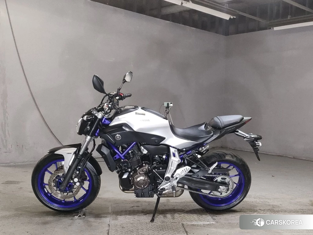 Проданный Yamaha MT-07 2015 из Японии