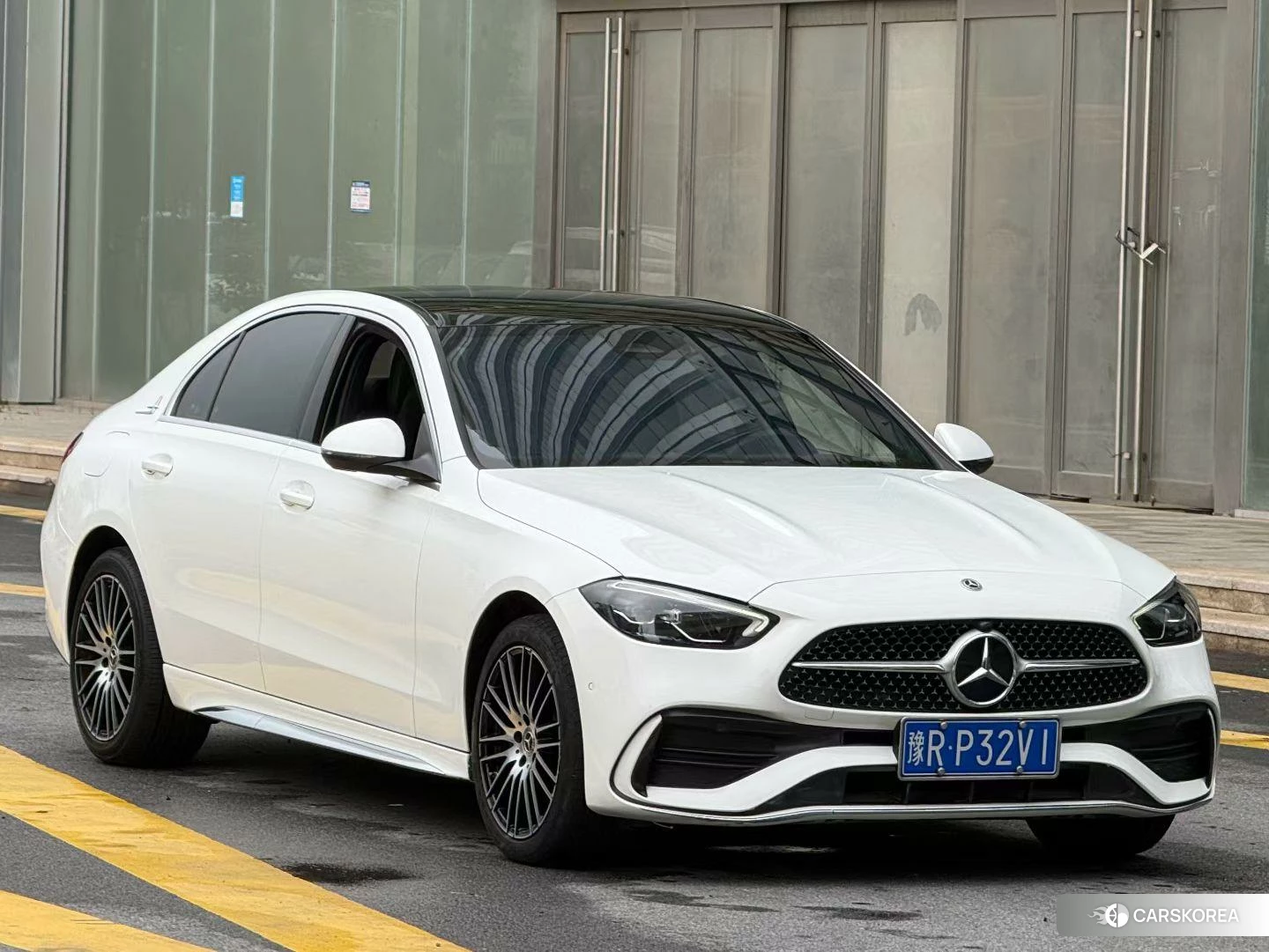 Mercedes-Benz Class C 2023 Белый из Китая, фото 2