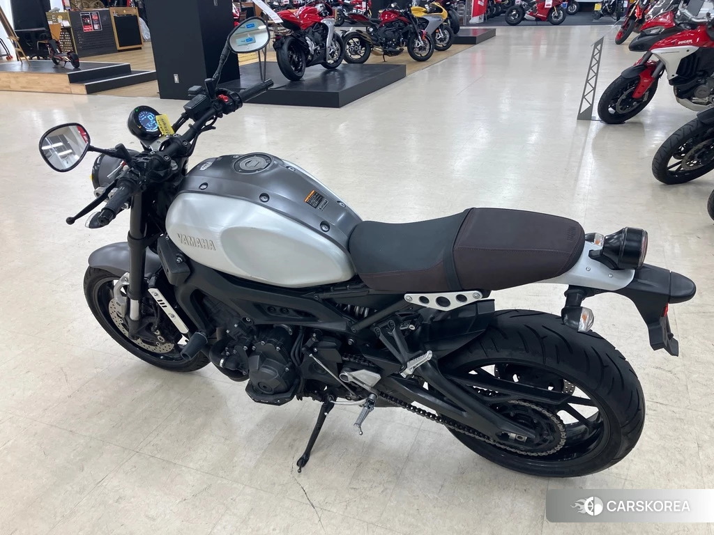 Проданный Yamaha XSR900 2016 из Японии, фото 2
