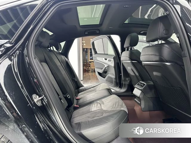 Audi A6L id 4260532 из Китая 12