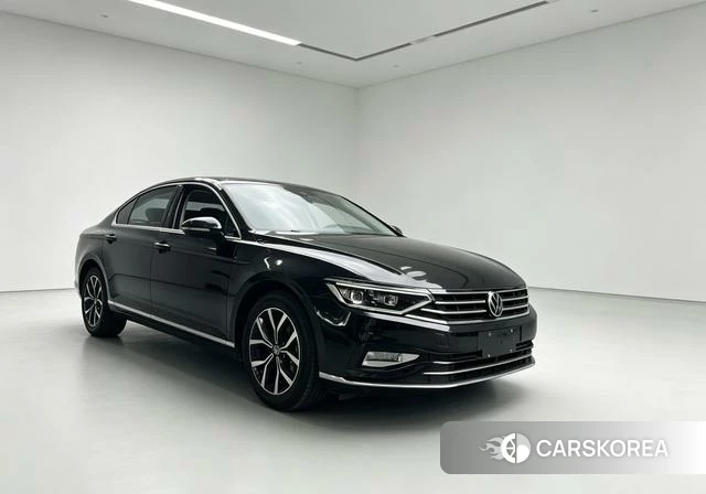 Volkswagen Magotan 2022 Черный из Китая, фото 2
