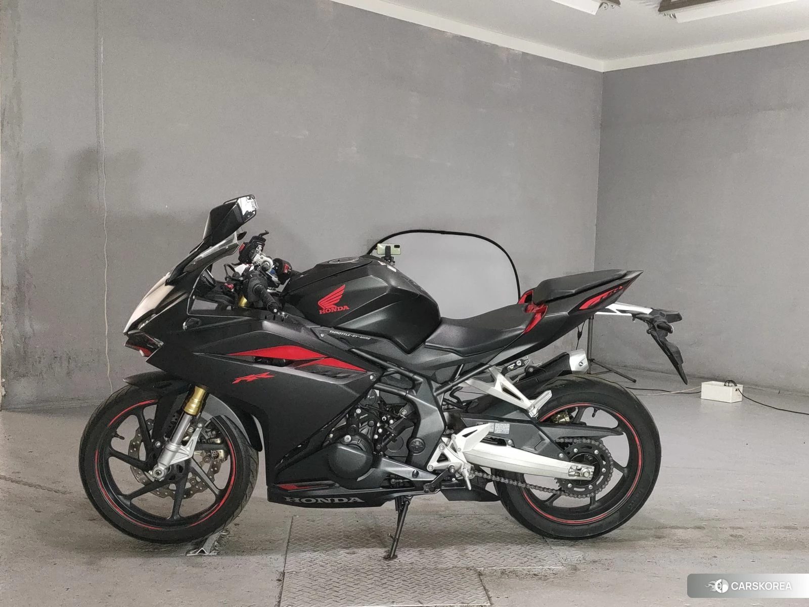 Проданный Honda CBR250RR 2017 из Японии